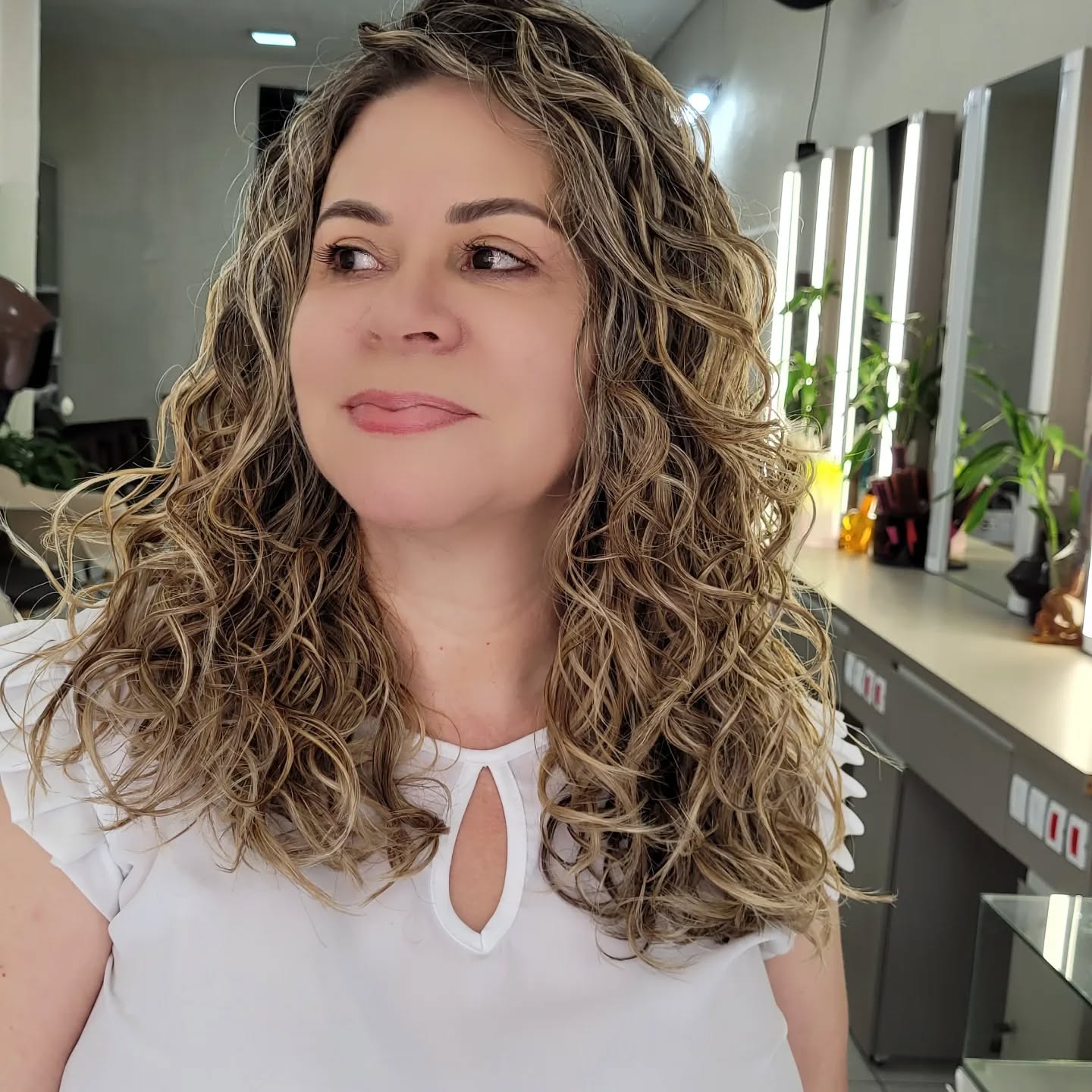 Coloração Profissional na Zona Leste SP | Rozi Souza