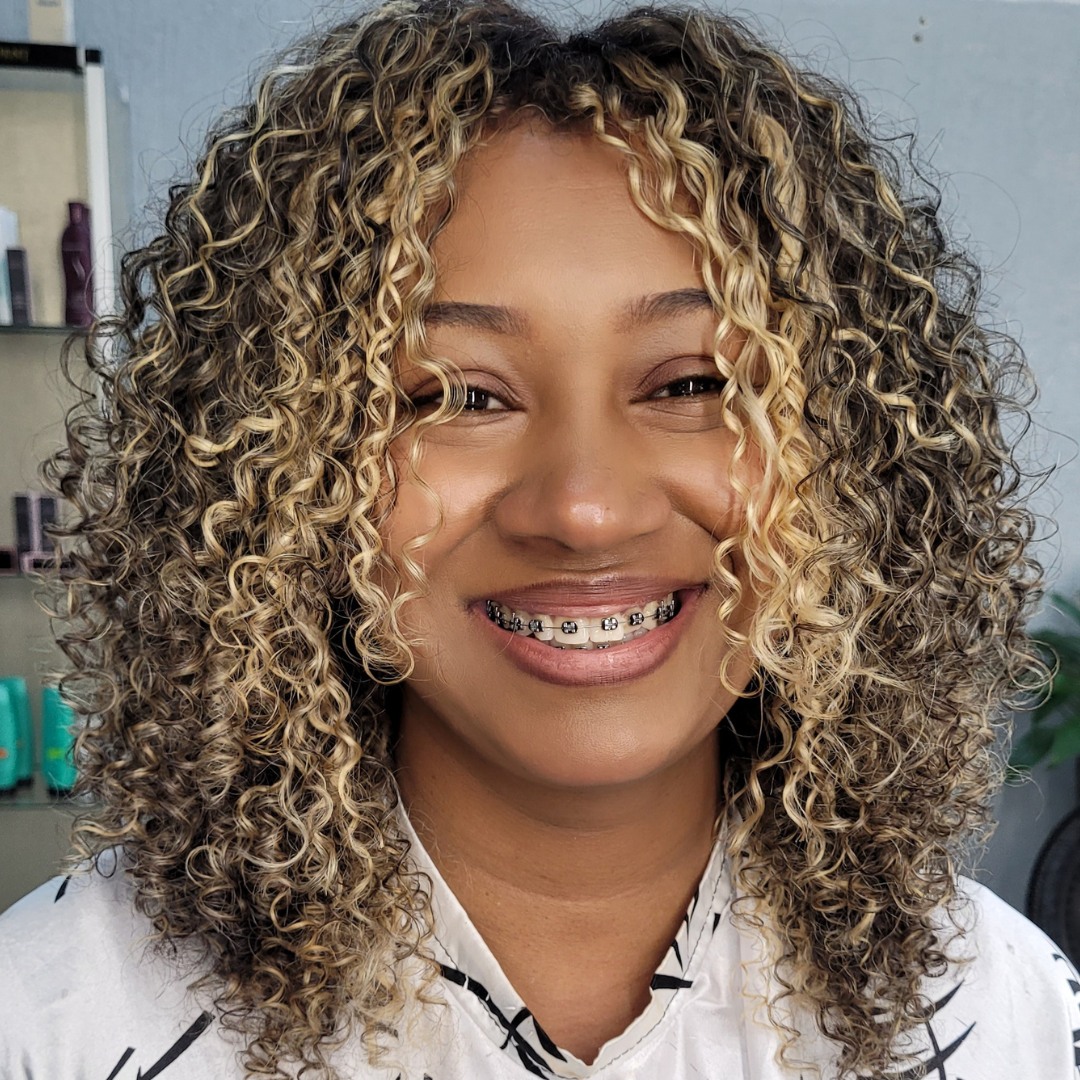 Coloração Profissional na Zona Leste SP | Rozi Souza